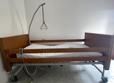 Letto ospedaliero per usato  Monserrato
