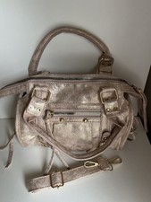 Sac main bandoulière d'occasion Sac main bandoulière d'occasion  Villeneuve-sur-Yonne