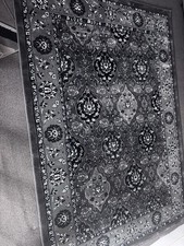 Large rug excellent for sale  TIPTON