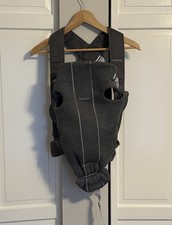 Mini Jersey BabyBjörn Baby Bjorn Carrier Cinza Escuro Recém-nascido Até 12 Meses comprar usado Mini Jersey BabyBjörn Baby Bjorn Carrier Cinza Escuro Recém-nascido Até 12 Meses comprar usado  Enviando para Brazil