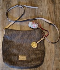 Antigo Michael Kors Feminino Jet Set Mensageiro Transversal Assinatura Marrom, Marcas Pequenas comprar usado  Enviando para Brazil