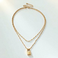 Colar de corrente dupla vintage em camadas tom de ouro amarelo com mini pingente de trava comprar usado  Enviando para Brazil