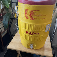 igloo cooler 5 gallon for sale  Virginia Beach