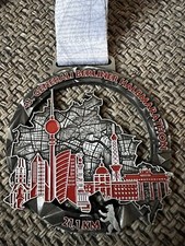 Berliner halbmarathon medaille gebraucht kaufen  Berlin