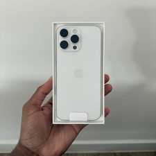 iPhone 16 Pro Max 256GB branco titânio desbloqueado não lacrado, mas novo em folha comprar usado  Enviando para Brazil