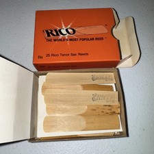 Novo Estoque Antigo Rico Palhetas de Sax Tenor Força 1.5 Caixa Aberta De 22 Palhetas Novas Década de 1980 comprar usado  Enviando para Brazil