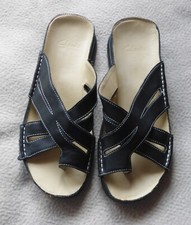 Ladies clarks black for sale  HUNTINGDON