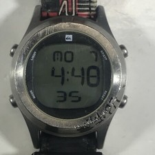 Quiksilver Viper Pack relógio digital feminino tom prata 33mm pulseira de náilon Y015DVPK comprar usado  Enviando para Brazil