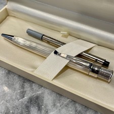 Caneta esferográfica retrô 51 Tornado prata esterlina para Neiman Marcus IOB comprar usado Caneta esferográfica retrô 51 Tornado prata esterlina para Neiman Marcus IOB comprar usado  Enviando para Brazil