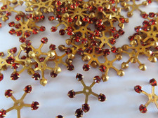30 configurações de raio furo central de strass Swarovski 17mm vermelho indiano/latão comprar usado  Enviando para Brazil