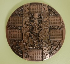 Grande médaille calendrier199 d'occasion Grande médaille calendrier199 d'occasion  Orleans-