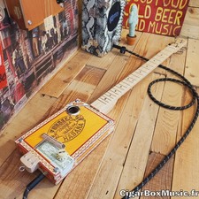 Guitare cigar box d'occasion  Saint-Girons