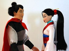Disney Mulan & Li Shang – Classic Dolls – Disney Store 2012 comprar usado Disney Mulan & Li Shang – Classic Dolls – Disney Store 2012 comprar usado  Enviando para Brazil