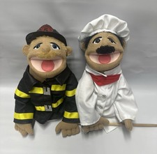 2 bonecos pequenos Melissa & Doug Chef & Fireman , usado comprar usado  Enviando para Brazil