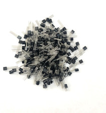 100 pcs transistor d'occasion  Expédié en Belgium