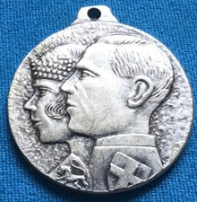 Medaglia maria jose usato  Garlasco