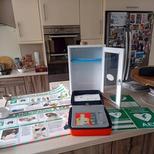 Telefunken defibrillator stati for sale Telefunken defibrillator stati for sale  LONDONDERRY