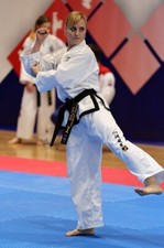 Uniforme SASUNG DOBOK ITF para cintos pretos e para instrutores internacionais comprar usado  Enviando para Brazil