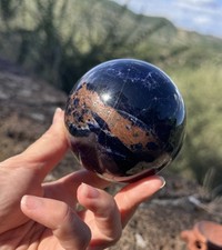 Sfera sodalite 520gr usato  Seggiano