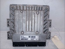 Commande moteur dacia d'occasion  Chambray-lès-Tours