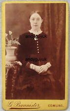 Usado, CDV RARO COWLING VILLAGE NORTH YORKSHIRE BANNISTER SENHORA PLANTADORA FOTO ANTIGA comprar usado  Enviando para Brazil