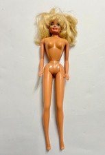 Poupée barbie articulée d'occasion  Carros