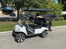 2022 white passenger for sale  Palm Beach Gardens