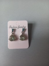 Boucle oreille clous d'occasion  Sézanne