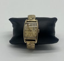 Usado, Vintage Hamilton Dennis Cal. Relógio de pulso 980 17 joias folheado a ouro 10K pulseira de ouro comprar usado Usado, Vintage Hamilton Dennis Cal. Relógio de pulso 980 17 joias folheado a ouro 10K pulseira de ouro comprar usado  Enviando para Brazil