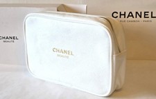 Chanel beauté trousse d'occasion Chanel beauté trousse d'occasion  Maisons-Alfort