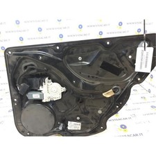 Alzacristallo porta posteriore usato Alzacristallo porta posteriore usato  Cremona