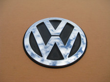 06 07 08 09 10 VW TAMPA DO PORTÃO TRASEIRO DO BESOURO EMBLEMA CROMADO LOGOTIPO EMBLEMA PLACA USADA A47142 comprar usado  Enviando para Brazil