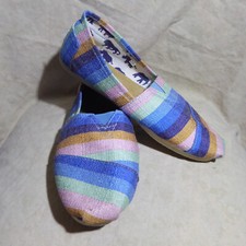 Usado, 🥿 Chinelo clássico Tom's tamanho 10 M em tecido listrado multicolorido pastel arco-íris comprar usado  Enviando para Brazil