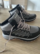 hi tec v lite for sale hi tec v lite for sale  CASTLEFORD