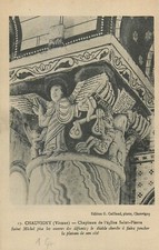 Chauvigny capital church d'occasion  Expédié en Belgium