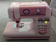 Máquina de costura Hello Kitty velocidade dupla Sanrio Lockstitch comprar usado  Enviando para Brazil