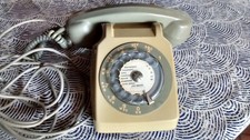 Ancien téléphone cadran d'occasion  Le Péage-de-Roussillon