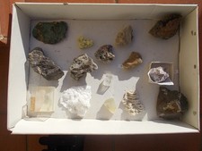 Minerali lotto composto usato  Buggiano