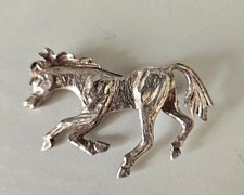 Silvertone horse brooch for sale  FARNBOROUGH