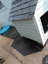 Dog house for sale  East Meadow