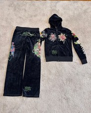 Usado, Jaqueta e calça de moletom vintage Y2k Ed Hardy tatuagem cropped pacote tamanho grande comprar usado Usado, Jaqueta e calça de moletom vintage Y2k Ed Hardy tatuagem cropped pacote tamanho grande comprar usado  Enviando para Brazil