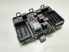 Scatola fusibili diesel usato Scatola fusibili diesel usato  Spedire a Italy