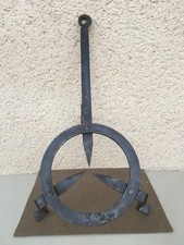 Ancien trépied cheminée d'occasion  Arinthod