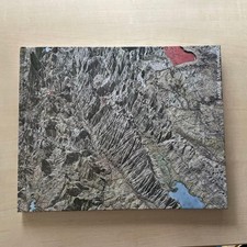 Makieta CC Taiji sue Exhibition Catalog, używany na sprzedaż Makieta CC Taiji sue Exhibition Catalog, używany na sprzedaż  Wysyłka do Poland