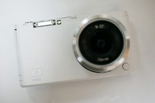Mini câmera Samsung NX com lente NX-M 9-27mm F3.5-5.6 ED OIS [Leia "Descrição"] comprar usado  Enviando para Brazil