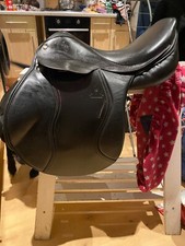 17.5 black jump for sale  WITNEY