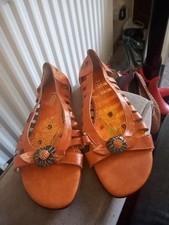 Womens size 6.5 for sale  REDRUTH