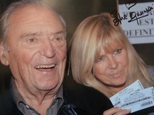 Autographe original actrice d'occasion  Quincy-Voisins