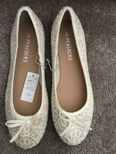 Brand new tags for sale  READING