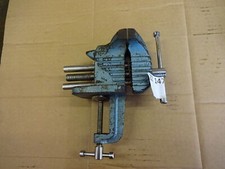 Usado, Bench vice 3" mandíbulas sob braçadeira tipo encaixe de bancada ferro fundido comprar usado  Enviando para Brazil